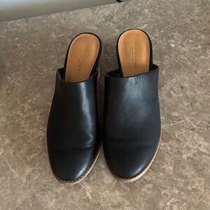 American Eagle Outfitters Black Leather Slip-On Mule Clogs good condition